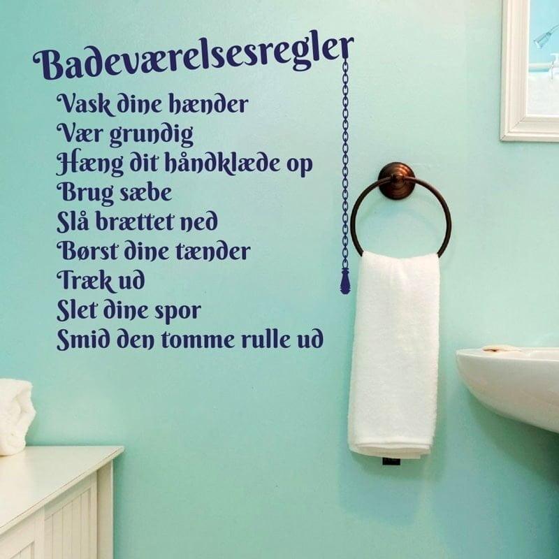Elegant vægklistermærke med badeværelsesregler til dit bad