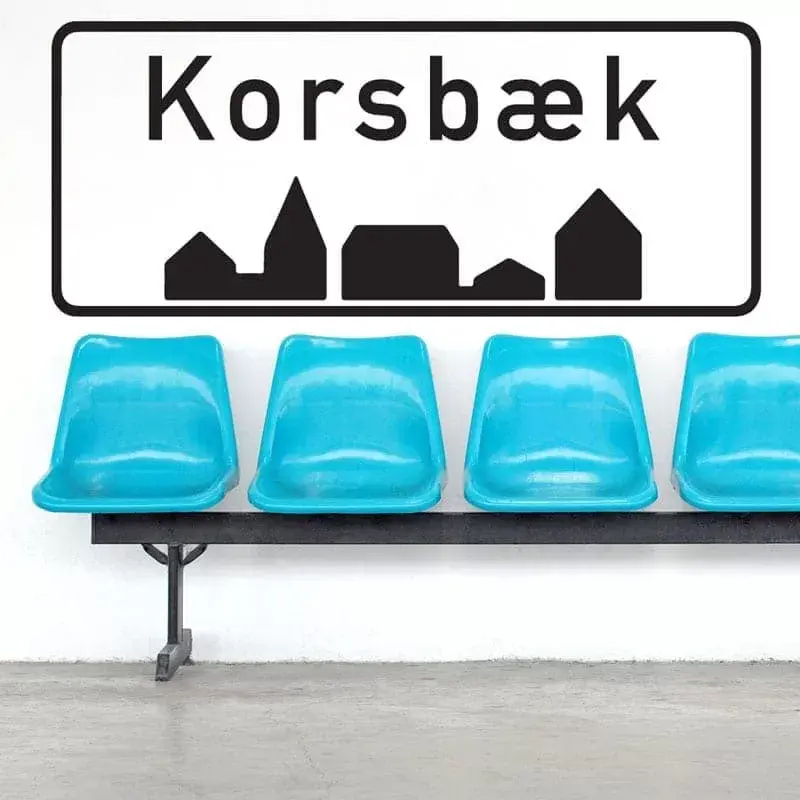 Personligt Byskilt – Unikt Vægklistermærke til Dit Hjem