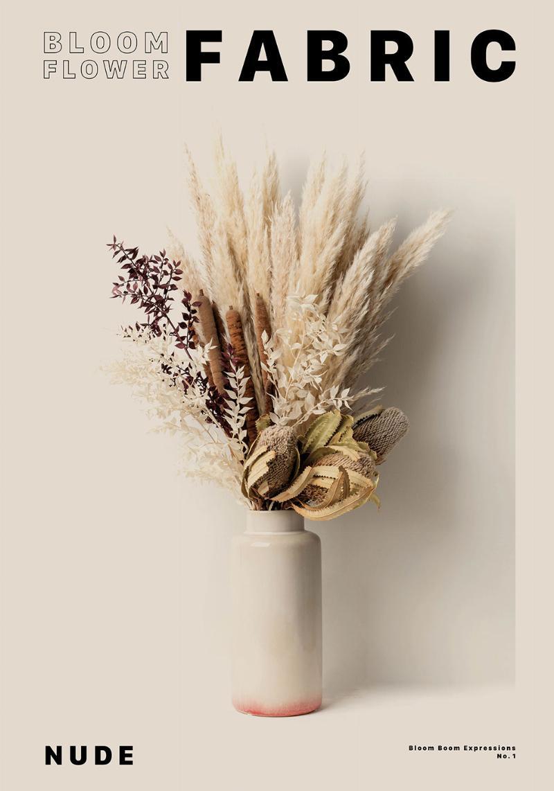 Blomsterbloom Stof Nude Plakat - Elegant Vægkunsttilbud
