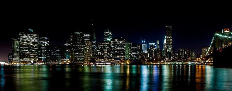 Eksklusiv vægkunst: Manhattan Skyline om natten tilbud