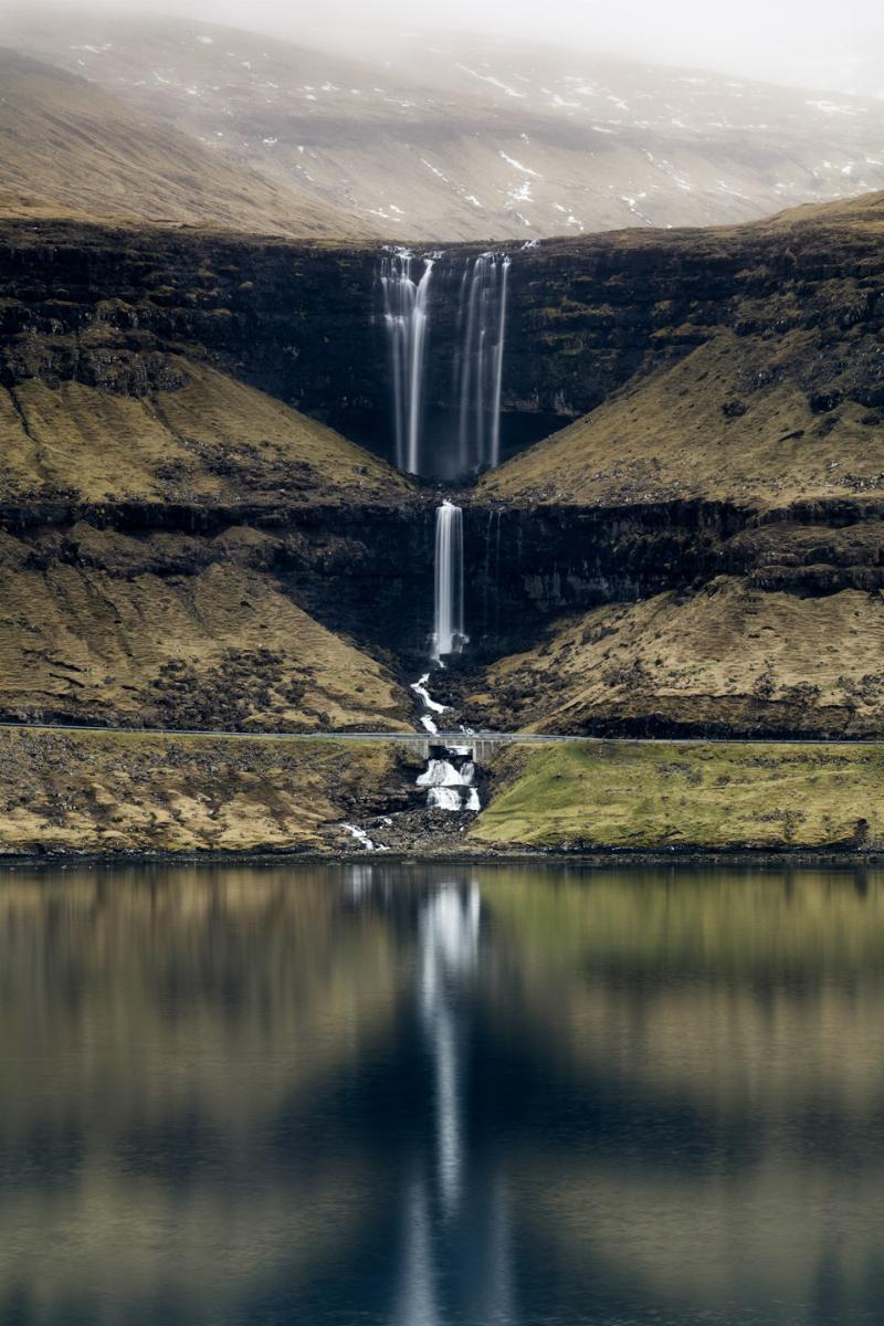 Refleksioner ved Foss – Mikkel Beiter Naturfotokunst