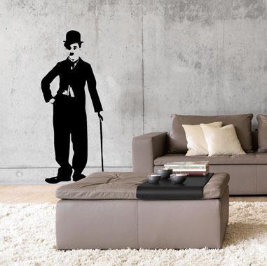 Charlie Chaplin vægklistermærke – Tidløs kunst til hjemmet