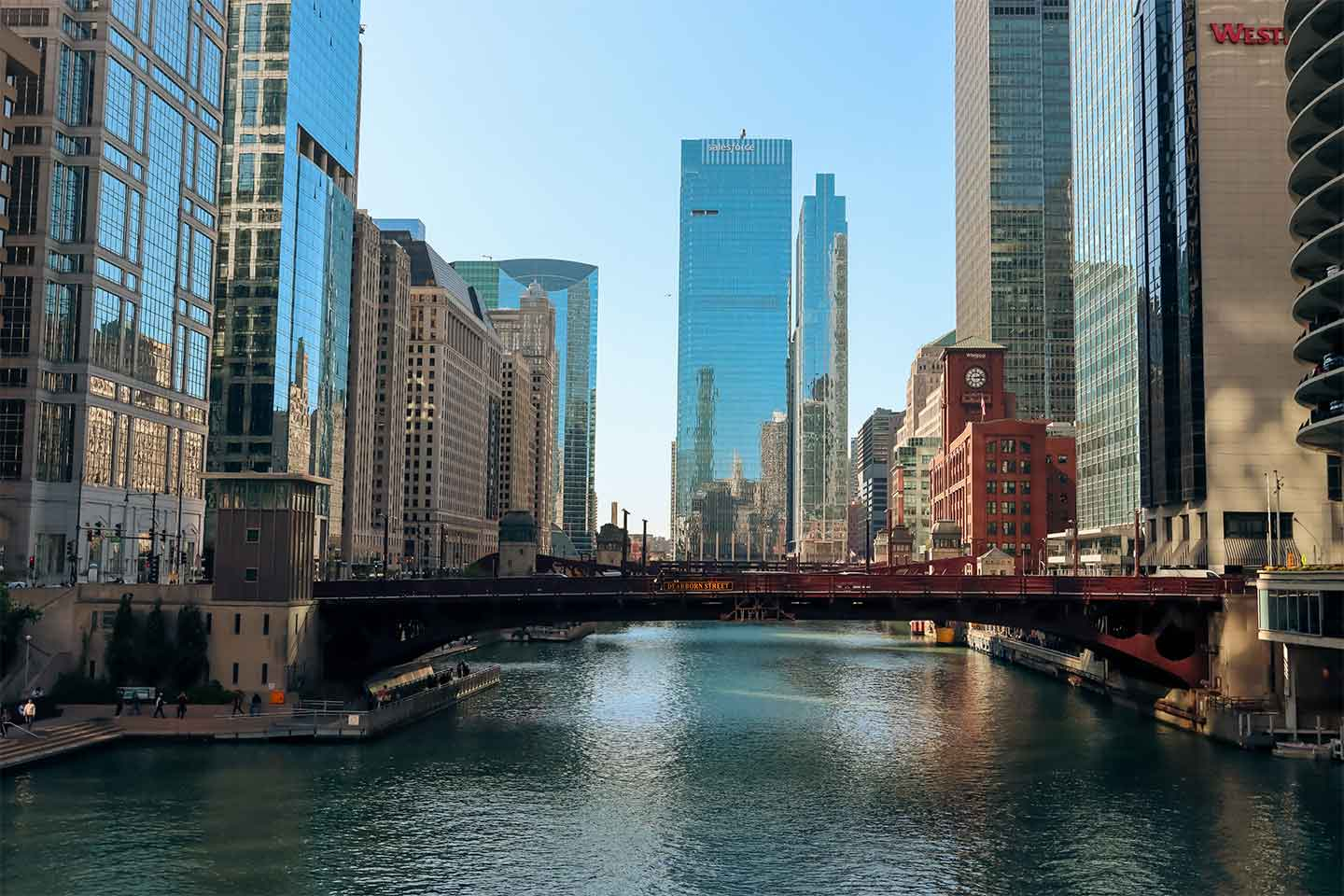 Unikt Chicago River Foto til Dit Hjem - Elegance til Indretning