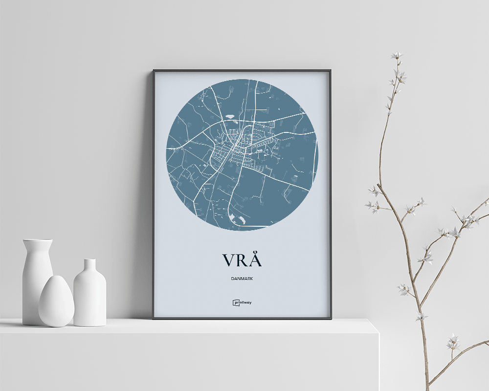 Vrå Bykort Plakat i Havblå – Elegant Design 70x100 cm