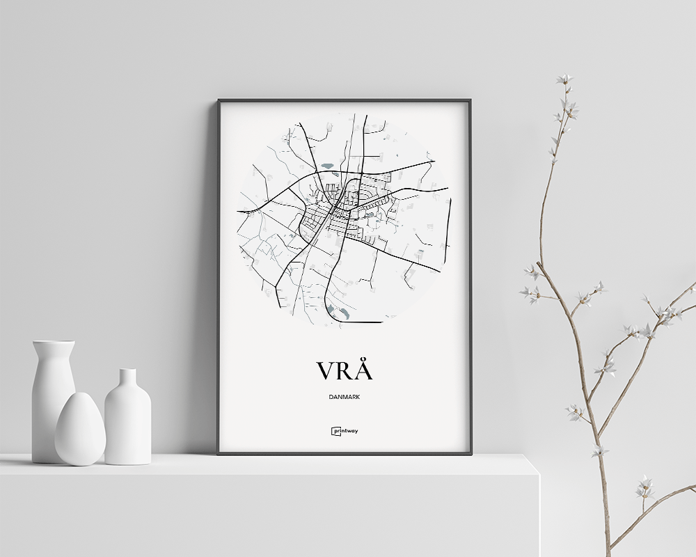 Vrå Bykort Plakat – Minimalistisk Vægkunst til Dit Hjem